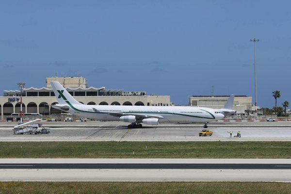 What Are the Hidden Expenses of Traveling in the UK?